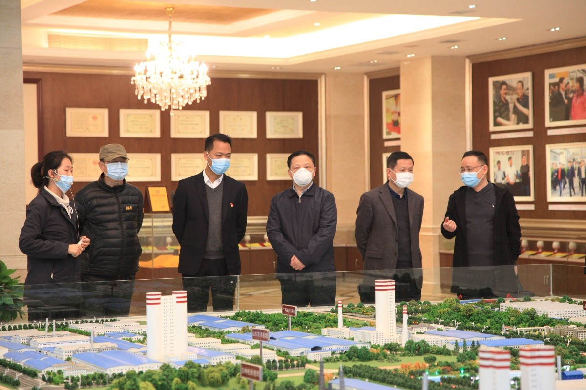 右三：省交通运输厅二级巡视员陈缅；左三：8868体育官网首页入口党委书记李维峰.JPG
