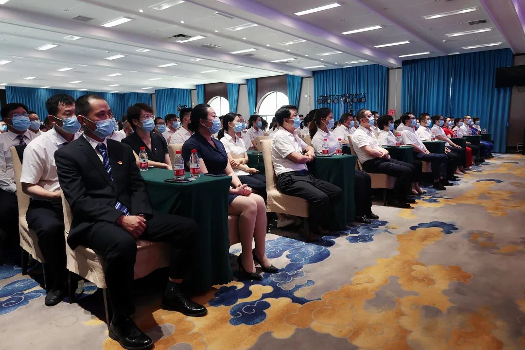 会议现场.jpg